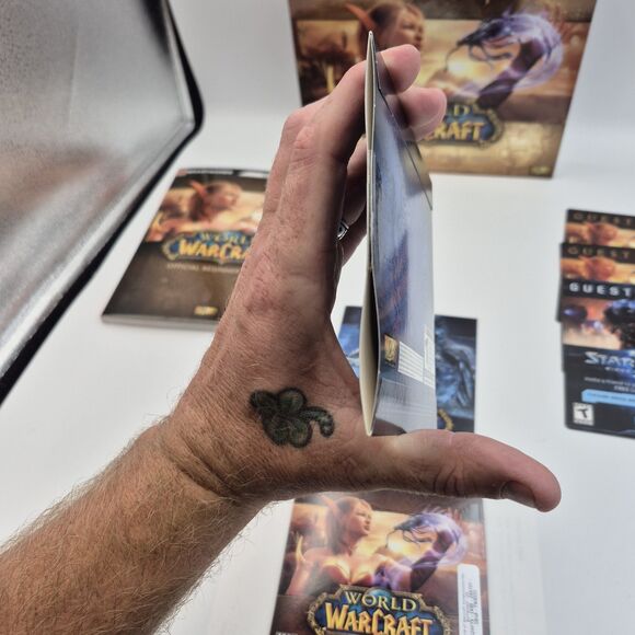 NEW World of Warcraft - Your Epic Quest Begins Here - PC MAC Game Set PC MAC - Picture 7 of 7